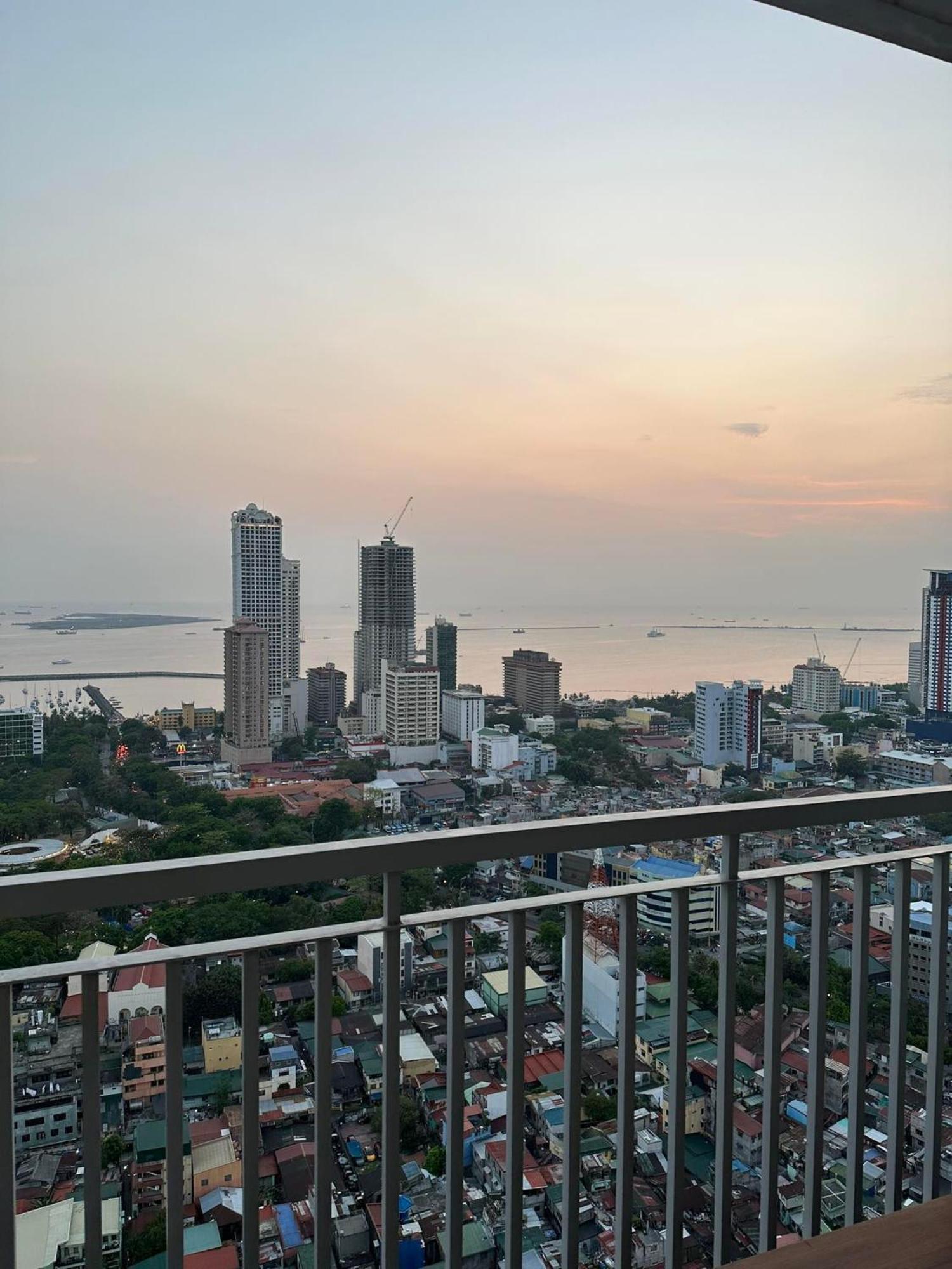 Green Residences Stays By Pbyy Manila Exterior foto